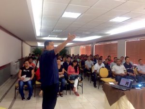 Trabajadores de Clínica Jaller, capacitados en 'Excelencia en la atención al usuario' 2