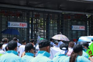 Vándalos atacaron estaciones de Transmetro en marcha del Día del Trabajo, en Barranquilla 2
