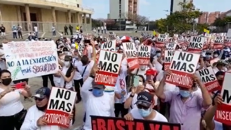 Vídeo: Comerciantes De Barranquilla Marchan Contra La Extorsión ...