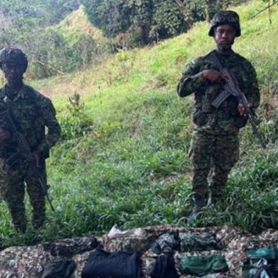 Ejército destruyó dos artefactos explosivos y cuatro minas antipersonales en Briceño, Antioquia